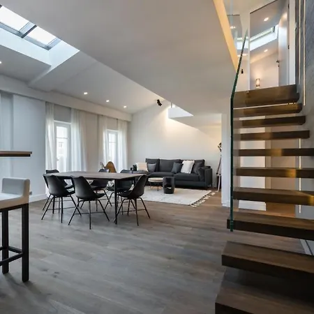 Duplex Avenue Jean-medecin * Nizza