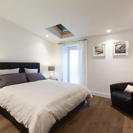 Duplex Avenue Jean-medecin Nizza